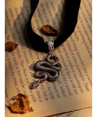 Gothic Snake Choker Necklace, Zinc Alloy Snake Pendant, Goth Choker, Goth Necklace, Goth Jewelry Gift for Women, Christmas Gi...