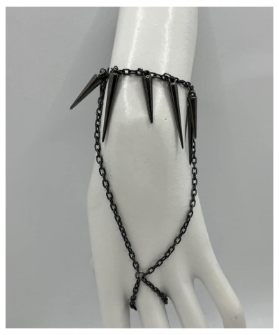 Gothic Finger Ring Chain Bracelet Layered Lariat Tassel Slave Bracelet Punk Hand Harness Bracelet Hip Hop Cosplay Party State...